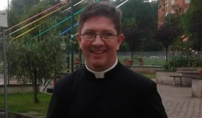 Morto a 47 anni il rosminiano biellese don Michele Botto Steglia