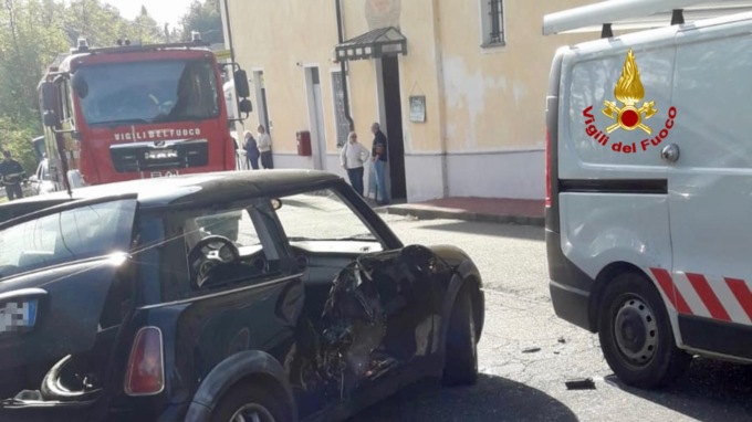 Vigili del Fuoco impegnati a Bioglio per un incidente stradale
