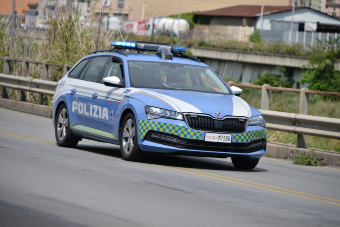 Tutti i dettagli sull’inseguimento da “Far West” in centro città
