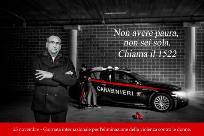 Il messaggio dei Carabinieri e dei Vip contro la violenza sulle donne