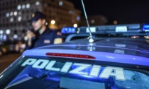 Ladri di merendine cacciati dal market, poi le commesse impaurite chiamano la Polizia