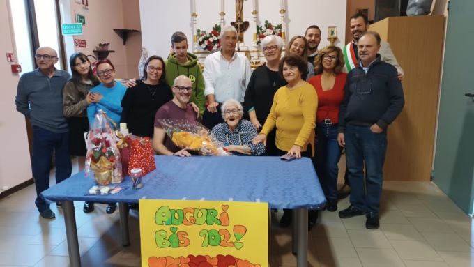 Ida Nassig compie 102 anni: grande festa alla Casa del Sorriso