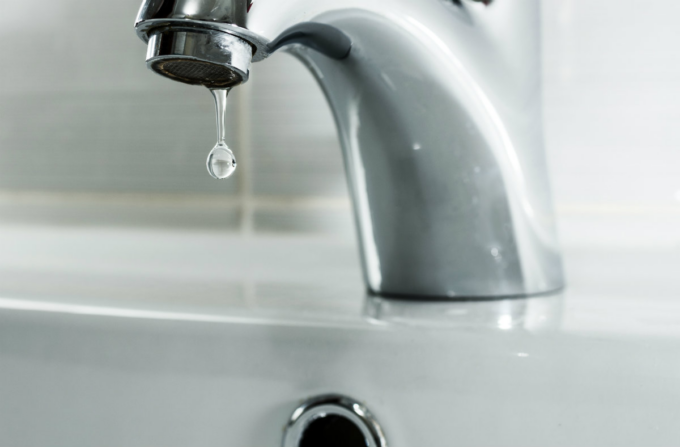 Il contatore di un privato fa saltare l’acqua a mezzo comune di Pray