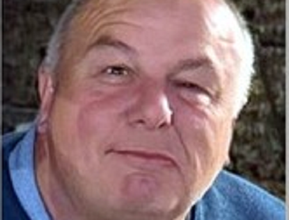 Morto nei boschi cercando funghi. L’addio ad Alberto Oliva