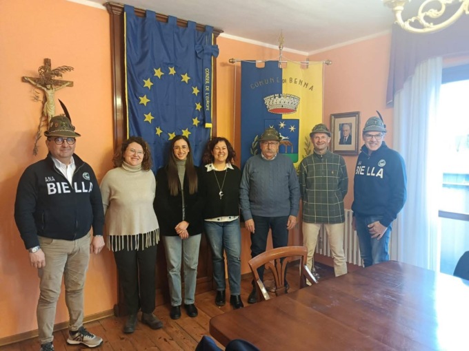 Benna, “Una panchina Alpina”: la vincitrice è Miriam Nicoli