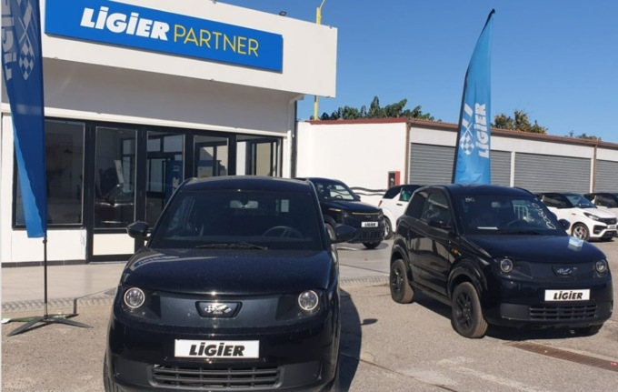Minorenne si ribalta con la minicar della mamma a Zubiena