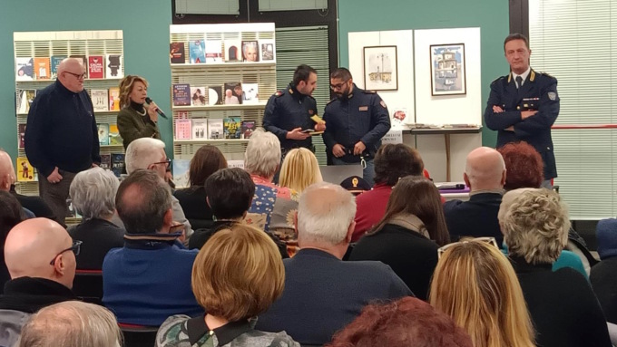 Grande interesse per la serata sulla consapevolezza digitale