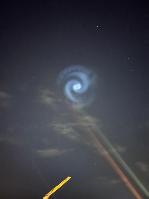 Luci misteriose nei cieli del Biellese: il fenomeno spiegato