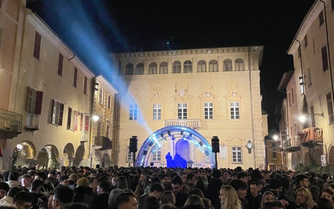 Folle Notte da record: oltre 4000 partecipanti per l’atteso ritorno della manifestazione