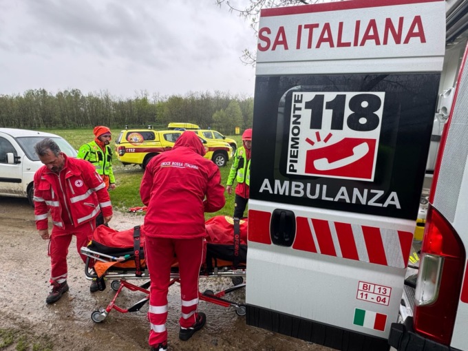 Uomo in ipotermia salvato dai soccorritori nei boschi di Salussola