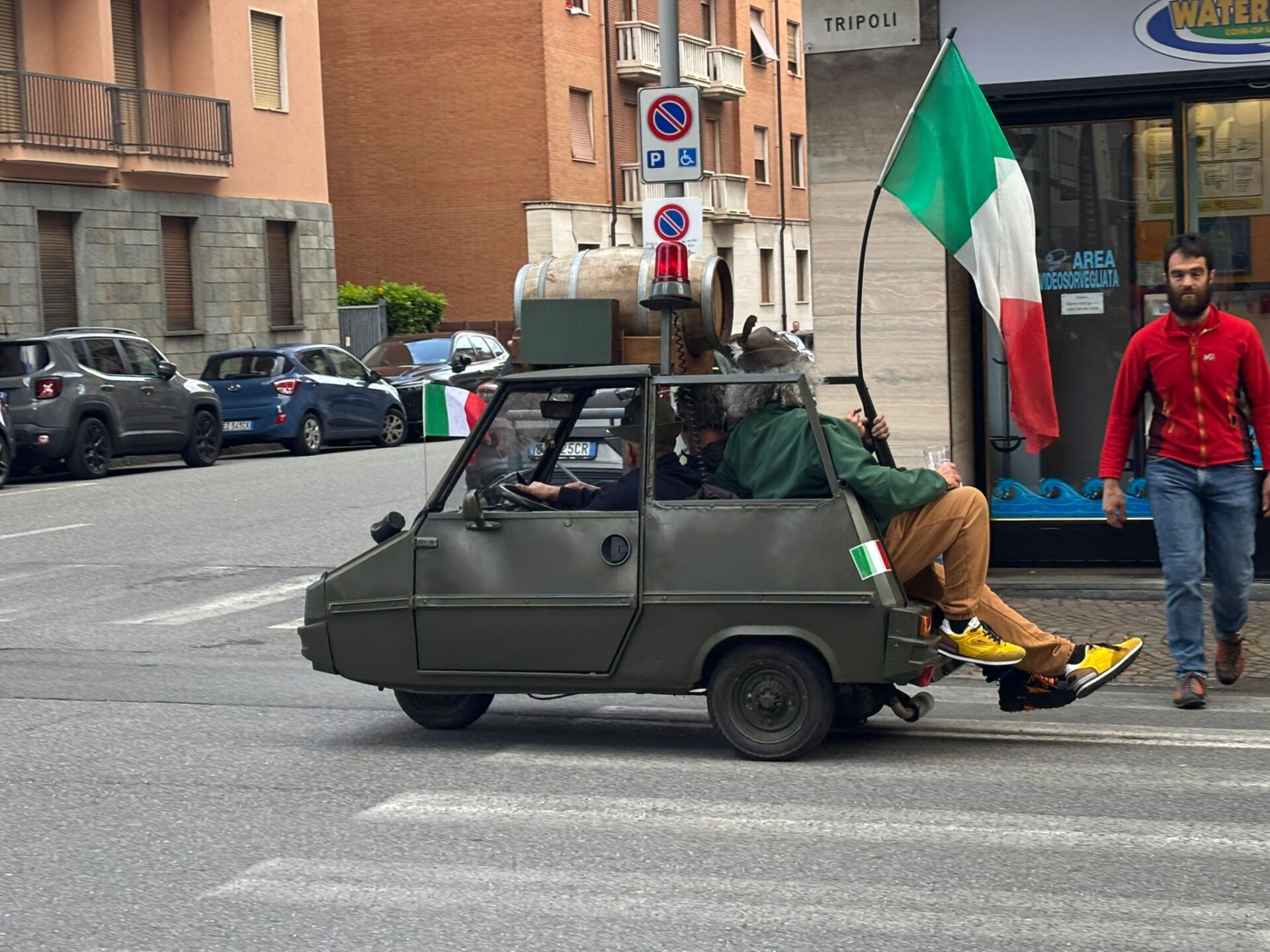 Adunata 17