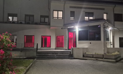Biella si tinge di rosso per la Giornata Mondiale della Sclerosi Multipla