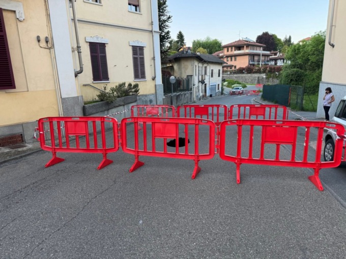 Chiusa Strada della Nera all’incrocio con via Juvarra