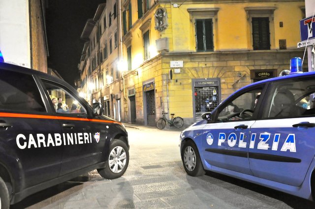Rissa notturna in Piazza Martiri della Libertà: un ferito, indagini in corso
