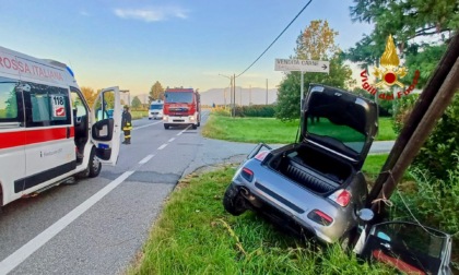 Notte di incidenti nel Biellese: due auto fuori strada, intervengono i Vigili del Fuoco