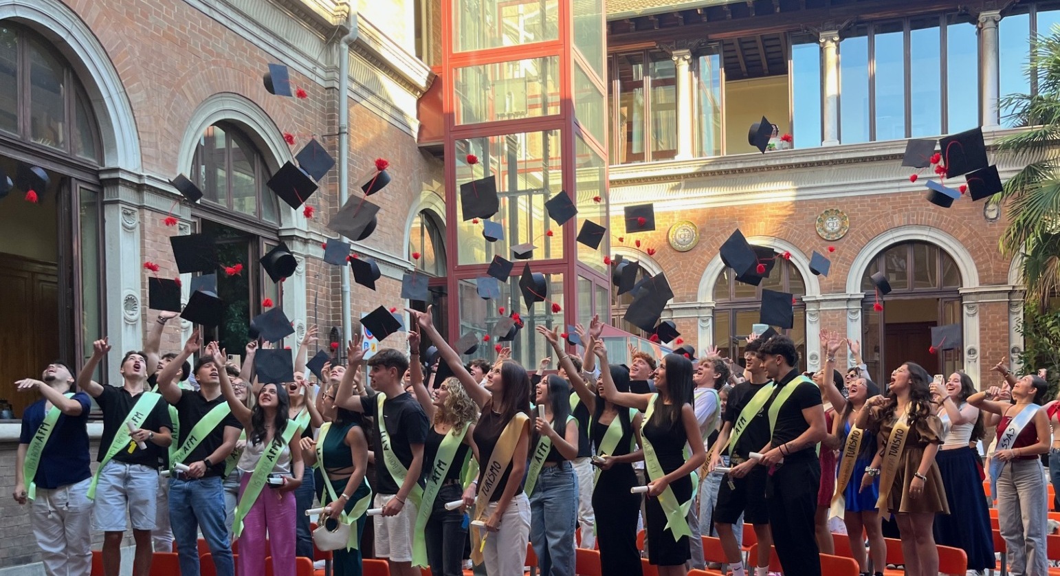 70573362_festa diploma bona 2025