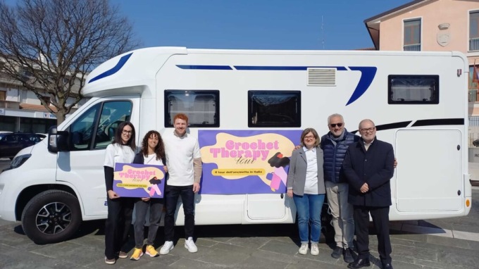 Il filo che unisce: il Crochet Therapy Tour torna a Biella il 23 luglio