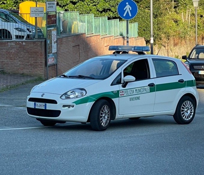 Ladri in azione tra le auto al “Giro dei 2 laghi”