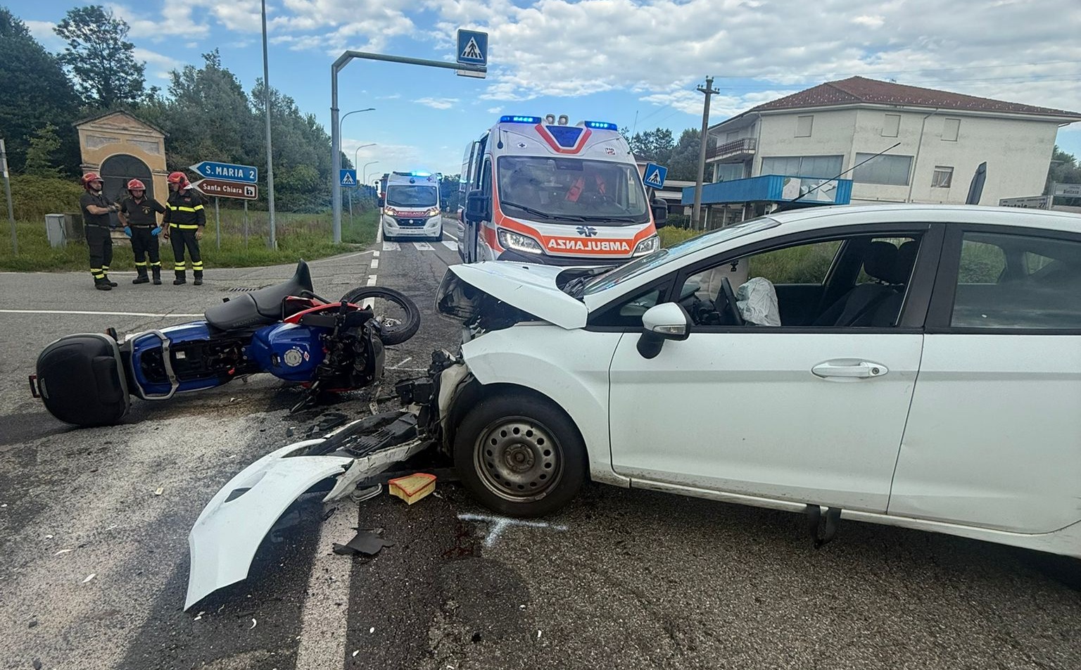 VVF incidente Roasio 2 Scontro auto moto
