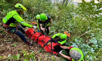 Escursionista precipita per venti metri, trasportato in ospedale in codice giallo