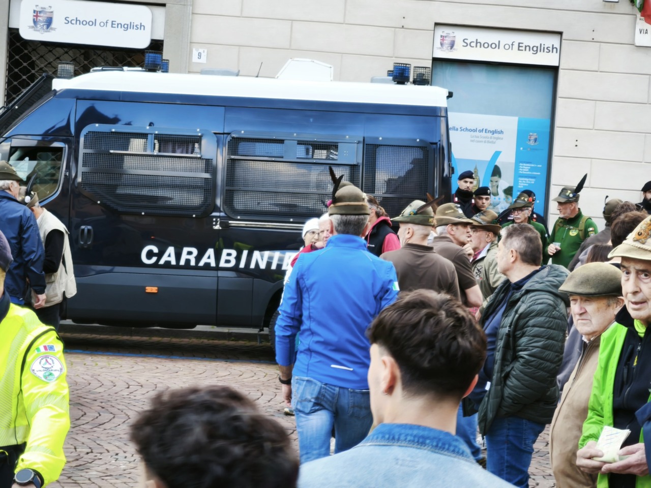 Colpo grosso all’Adunata