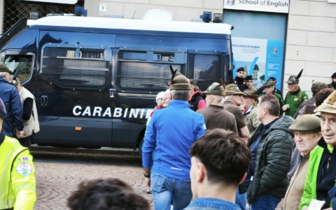 Colpo grosso all’Adunata: i Carabinieri di Biella identificano i responsabili del furto da 15mila euro