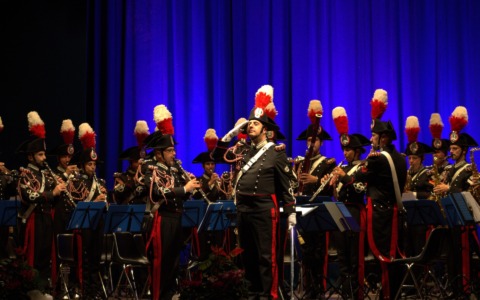 La Fanfara dei Carabinieri incanta il teatro Odeon