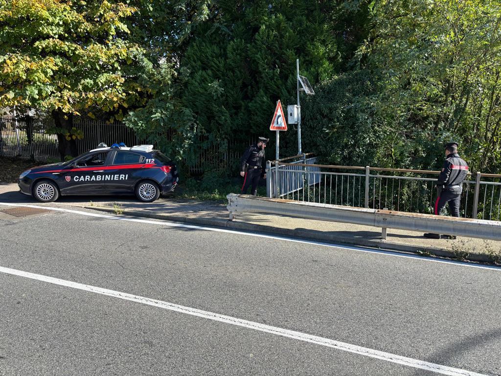 È un latitante l’uomo che si è lanciato dal ponte di Occhieppo Inferiore