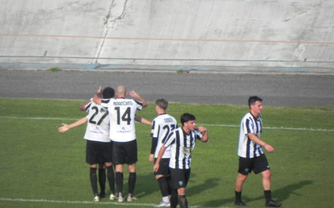 La Biellese compie l’impresa: gol di Naamad sbanca Varese