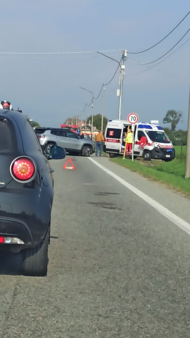 Frontale fra Gaglianico e Cerrione, sul posto il 118
