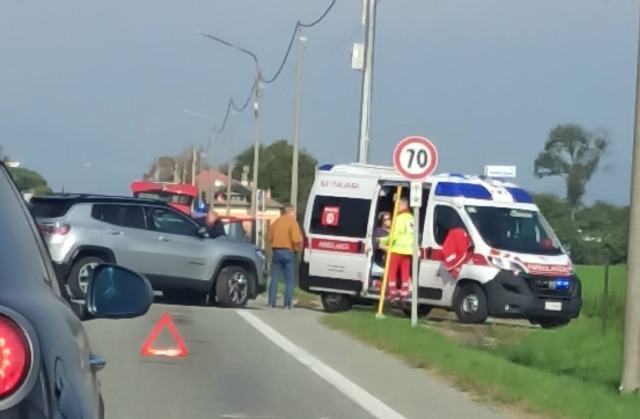 Frontale fra Gaglianico e Cerrione, sul posto il 118