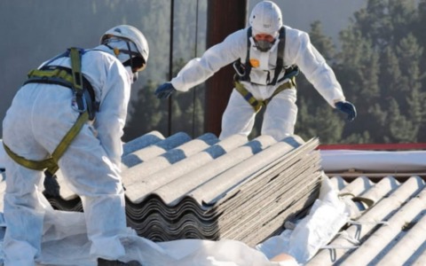 Amianto in via Milano