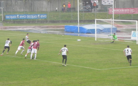 La Biellese se la gioca, ma non fa gol: 1-0 per il Saluzzo