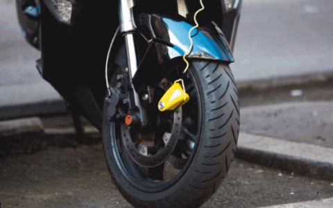 Il racconto della tabaccaia-eroina che ha sventato un furto in centro