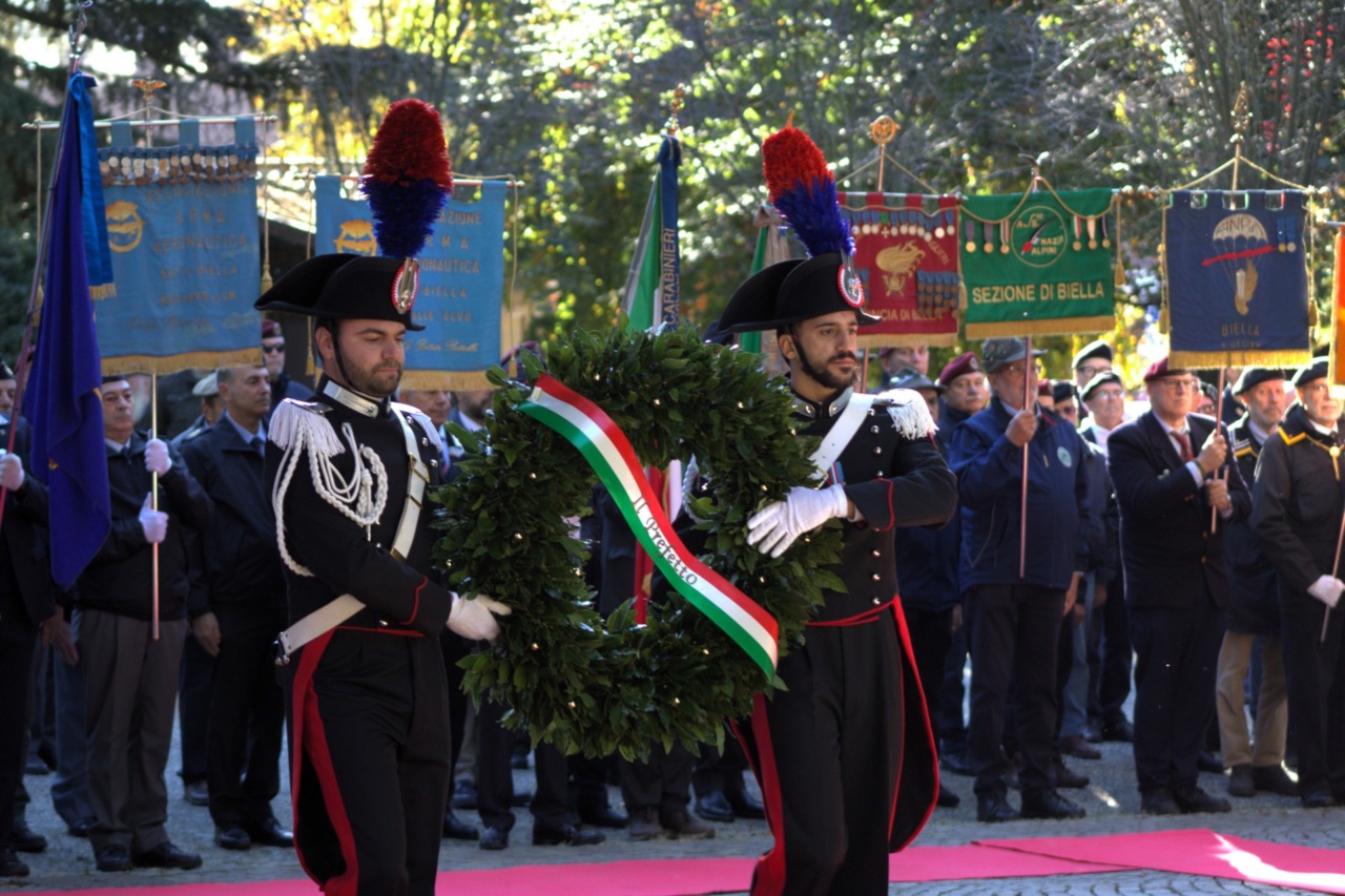 Biella celebra il IV Novembre ai Giardini Zumaglini