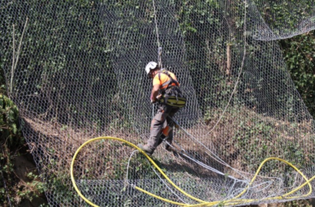 Avviato il cantiere “ex-cava” in Regione Titin