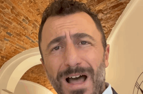 «Pistolero – Procura della Repubblica di Biella: 4 a 1»