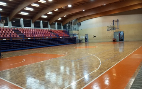 Campo non più omologabile: ieri sera l’ultima partita nella palestra dei Salesiani