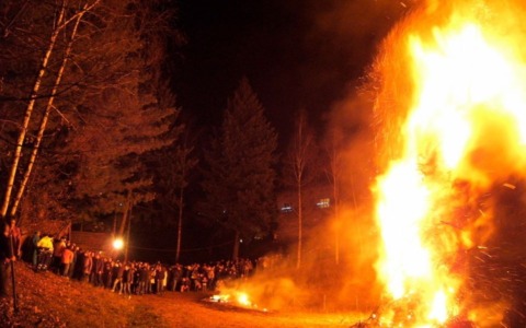 Rinviati a sabato la fiaccolata e il falò della vigilia a Marchetto