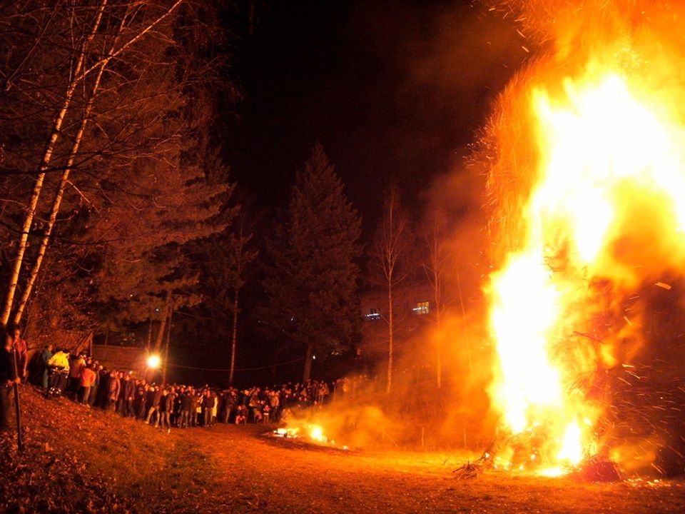 Rinviati a sabato la fiaccolata e il falò della vigilia a Marchetto