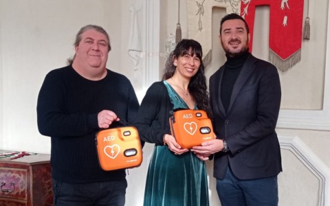 Due defibrillatori in dono dalla Festa Celtica