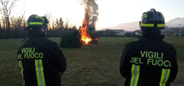 Festa, fiamme e comunità