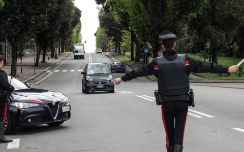 Droga e guida, torna il “criterio del pericolo”