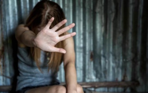 Quel video e quel tatuaggio sulla mano che lo inchiodano