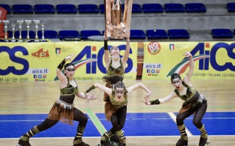 Skating Biella, i quartetti KAYA ed ETHOS conquistano entrambi l’oro