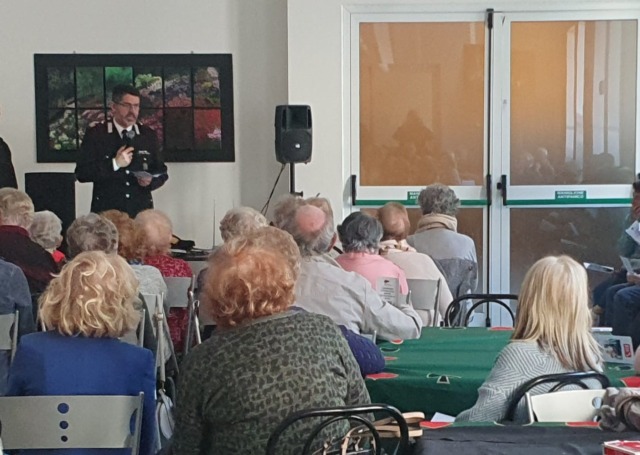 Carabinieri in prima linea contro truffe e furti: incontro con i cittadini al centro “Delfino”