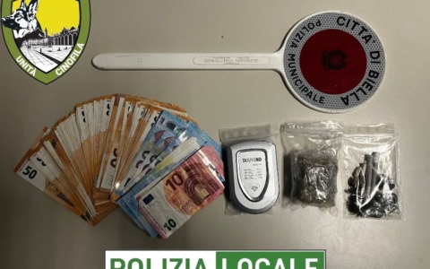 Spaccio in centro città sventato dalla Polizia locale