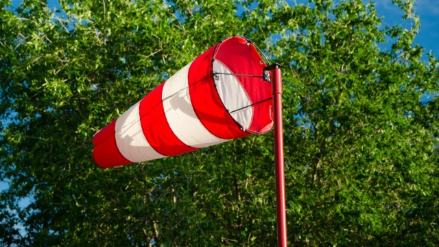 Meteo Biella: vento protagonista con forti raffiche di Foehn