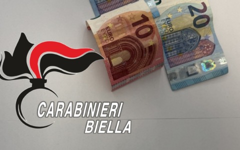 Biella, scambio di cocaina in strada: arrestato 37enne, finisce al CPR