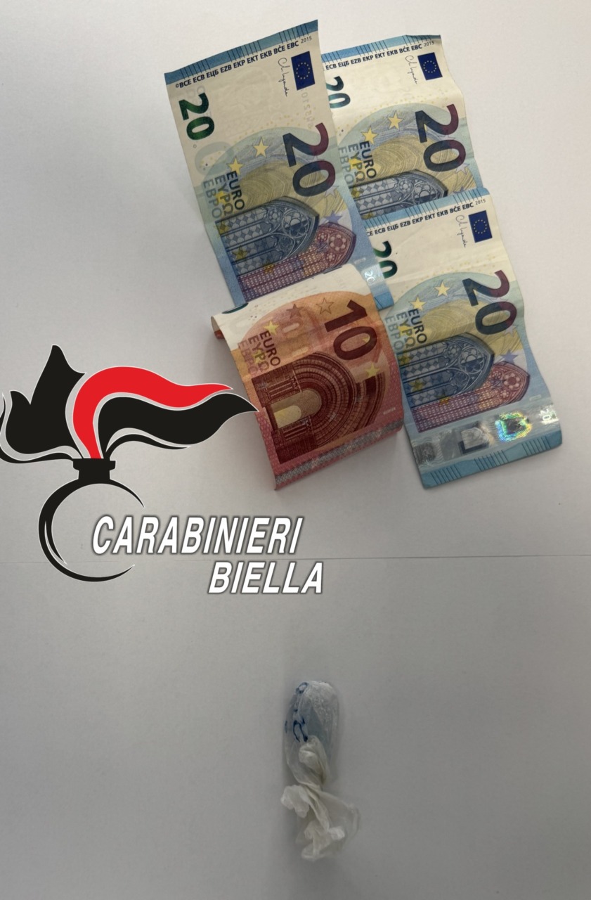 Biella, scambio di cocaina in strada: arrestato 37enne, finisce al CPR